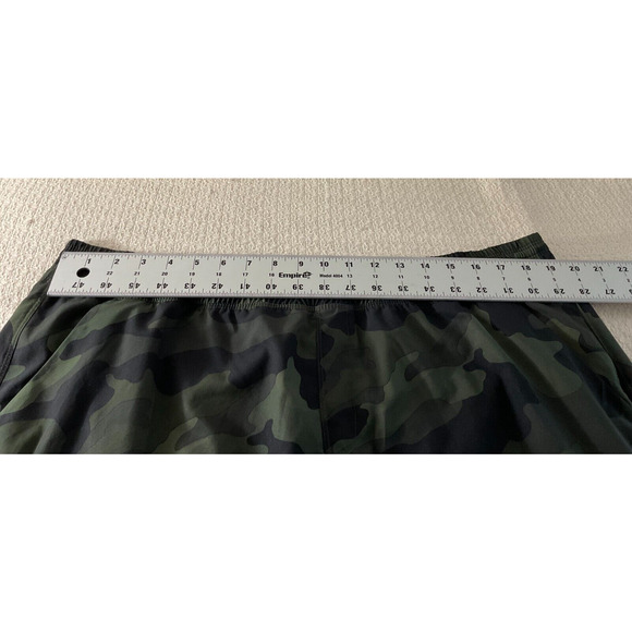 Camo StretchTech Men's XL Quick Dry Shorts Zipper Pockets Activewear Running Jog - Picture 4 of 11